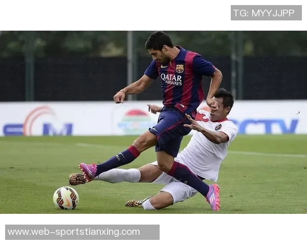 尼斯球员与球迷发生激烈冲突体育总监莫里斯遭殴打事件回顾 尼斯球员与球迷发生激烈冲突体育总监莫里斯遭殴打事件回顾